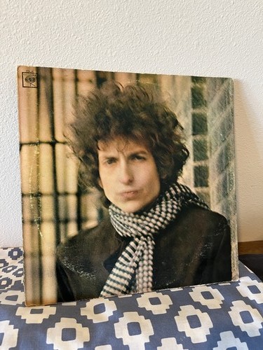 Bob dylan blonde on - -,